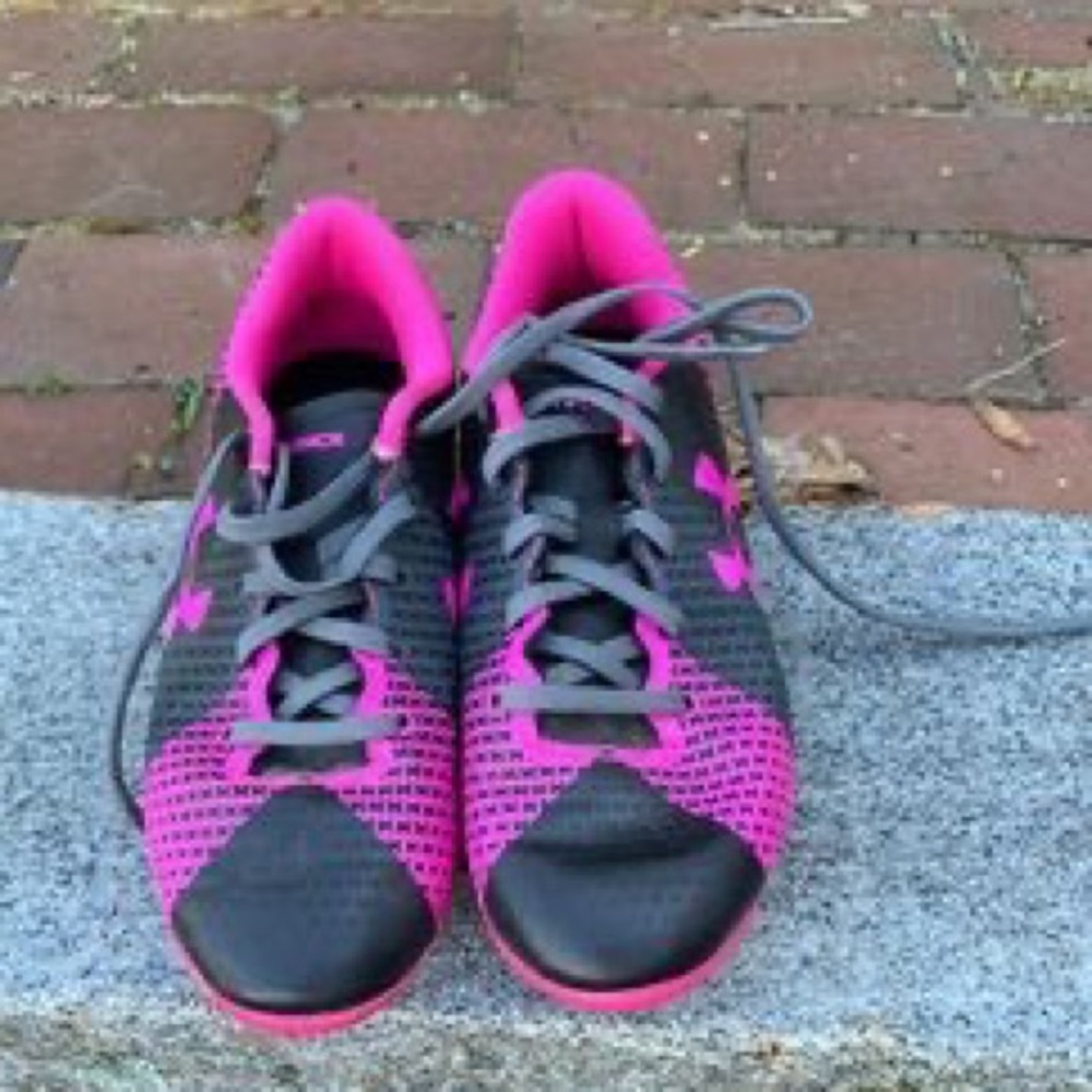 Girls Cleats